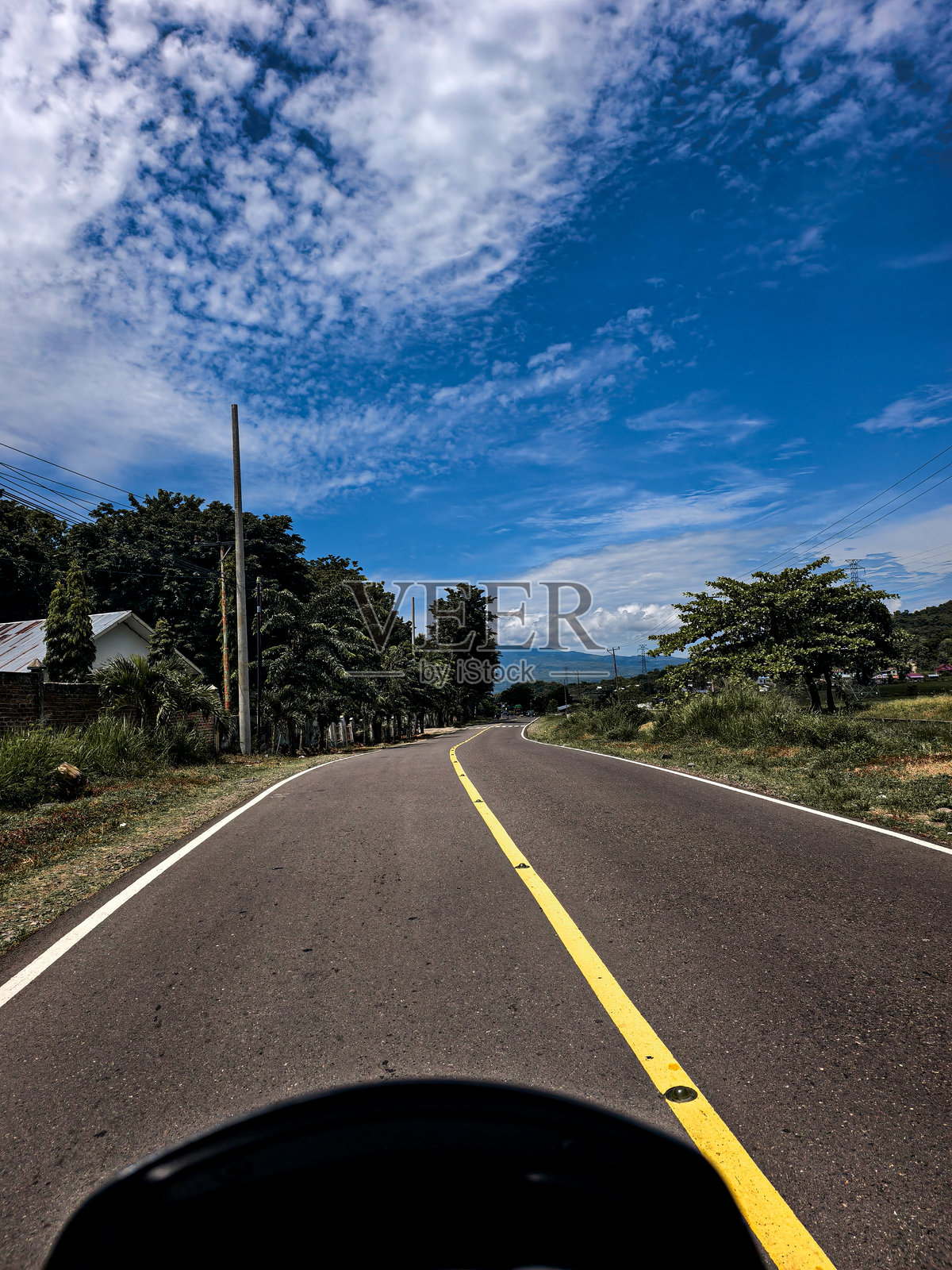 印度尼西亚弗洛勒斯岛公路旅行照片摄影图片