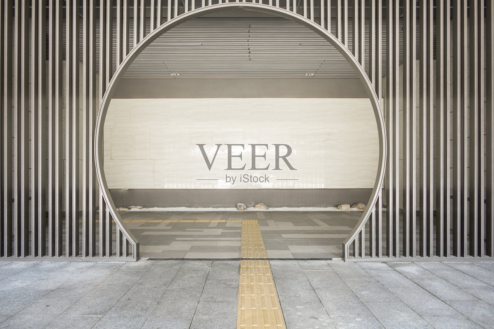 圆形金属门框现代建筑通道景观照片摄影图片