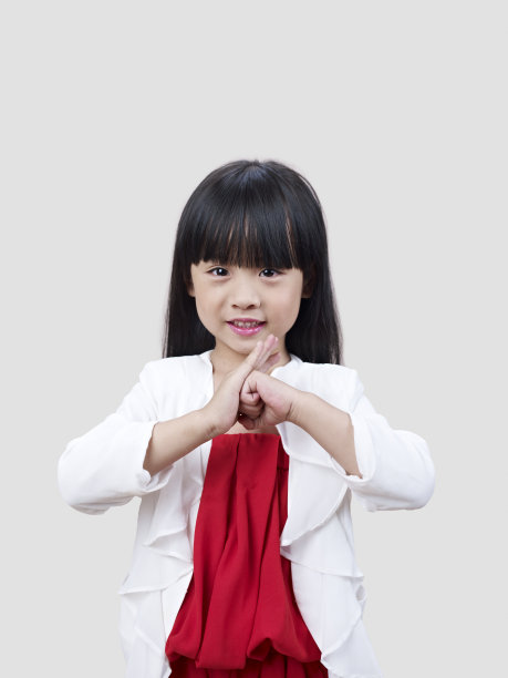 一个中国小女孩的肖像图片 一个中国小女孩的肖像图片下载
