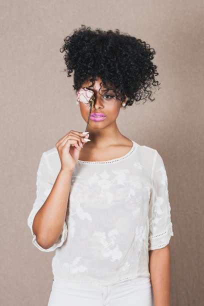 美丽的城市女人图片 美丽的城市女人图片下载