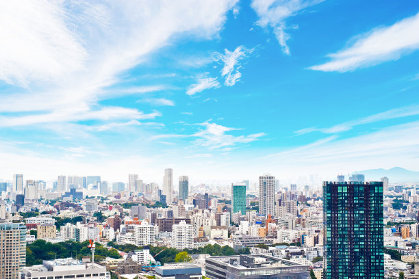 亚洲房地产和企业建筑的商业理念-现代城市景观建筑鸟瞰东京塔在日出和早晨的蓝天下,日本东京图片 亚洲房地产和企业建筑的商业理念-现代城市景观建筑鸟瞰东京塔在日出和早晨的蓝天下,日本东京图片下载