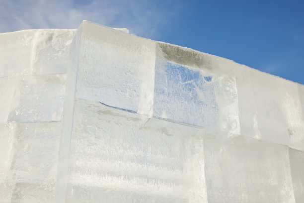 由立方体组成的冰墙图片 由立方体组成的冰墙图片下载