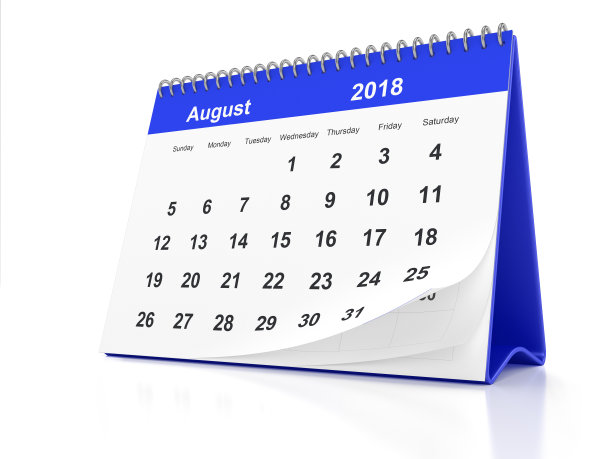 2018年8月白色背景上的蓝色塑料框桌面日历图片 2018年8月白色背景上的蓝色塑料框桌面日历图片下载
