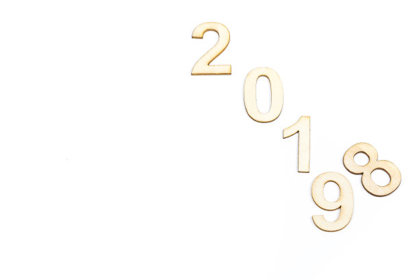 2018年至2019年用白色背景上的木制数字庆祝图片 2018年至2019年用白色背景上的木制数字庆祝图片下载