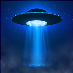 UFO外星人飞船与光束和雾UFO图片 UFO外星人飞船与光束和雾UFO图片下载