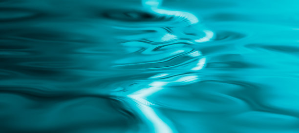 水面泛起涟漪和波浪。图片 水面泛起涟漪和波浪。图片下载