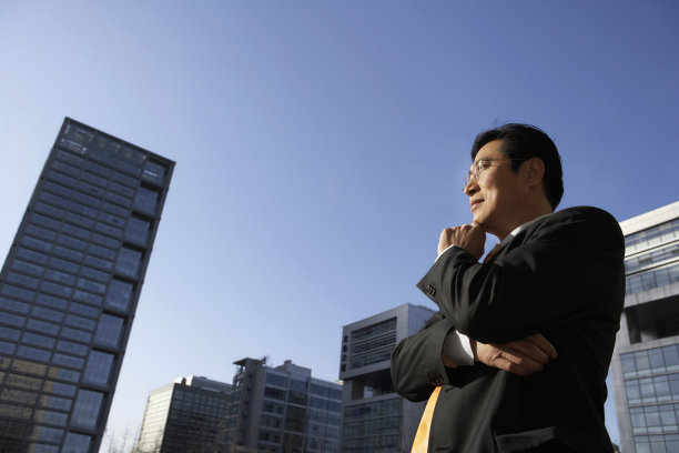 自信的商务男士图片 自信的商务男士图片下载