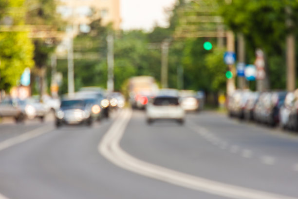 白天道路上的交通图片 白天道路上的交通图片下载
