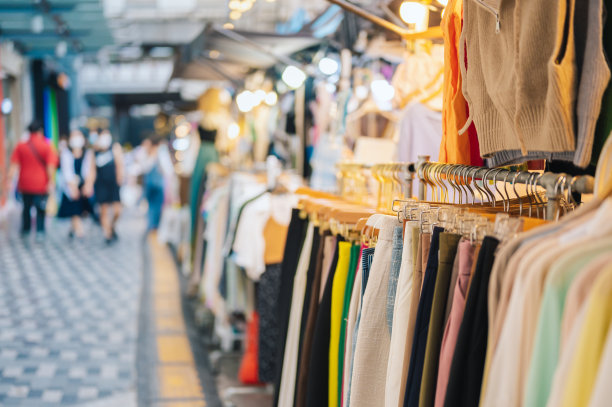 精品店/小商店夜市暹罗广场街市场泰国曼谷图片 精品店/小商店夜市暹罗广场街市场泰国曼谷图片下载