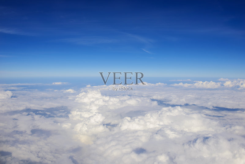 在云层之上正版图片素材