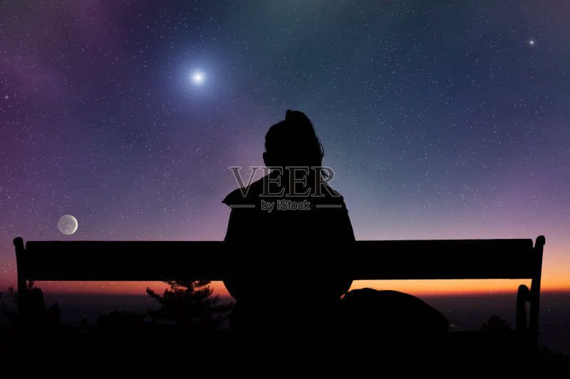 女孩观看星星,星星是数字插画照片摄影图片