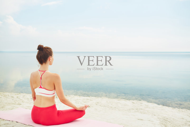 宁静正版图片素材