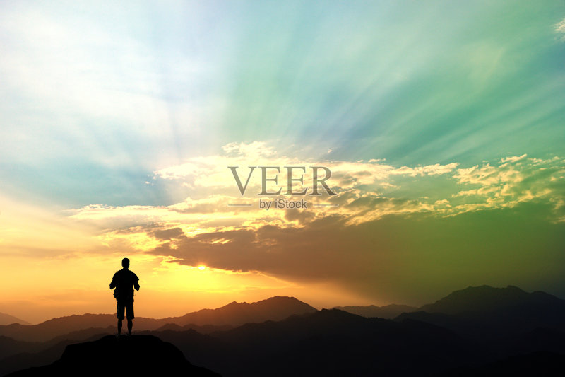 人在爬山。正版图片素材