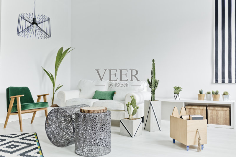 白色的客厅和沙发正版图片素材