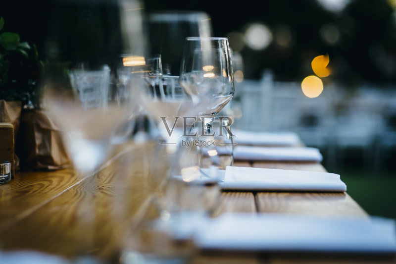 豪华表设置。正版图片素材