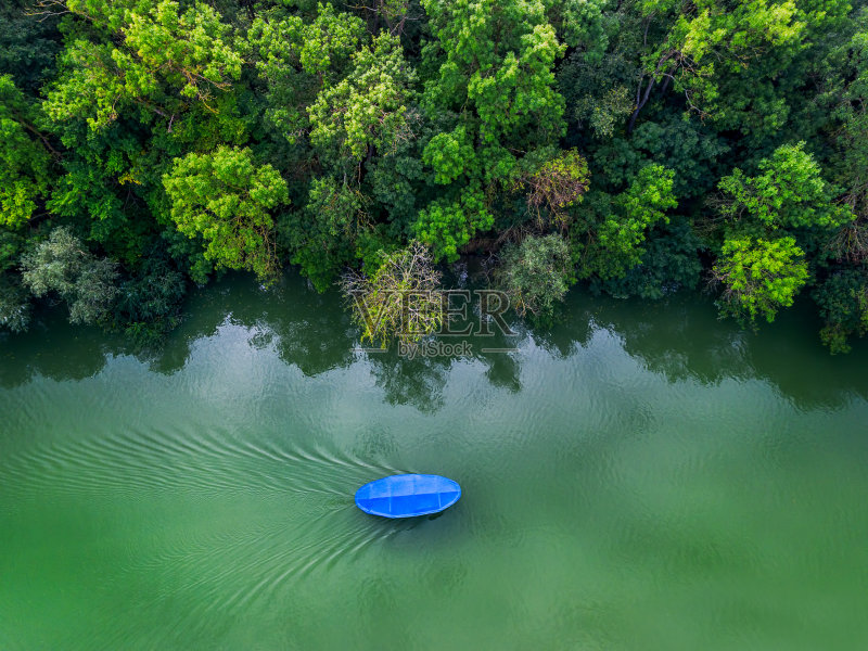 河和船的鸟瞰图正版图片素材