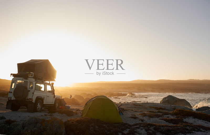 沉默对灵魂有益正版图片素材