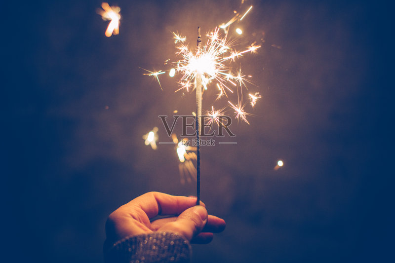 闪亮的夜晚正版插画素材