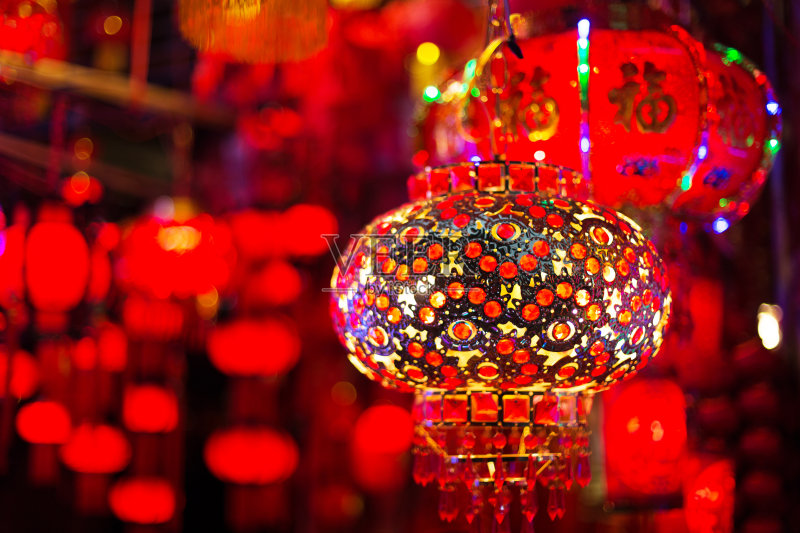 红色的烟花和灯笼正版图片素材