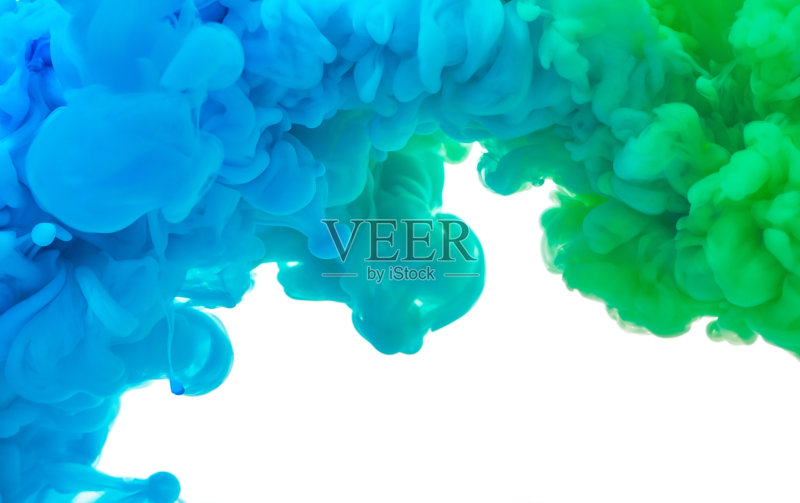 墨水滴入水中正版图片素材