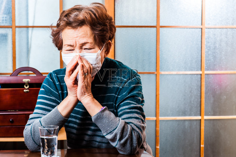 上了年纪,身体状况不佳,正版图片素材