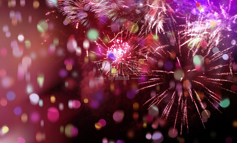 灿烂夺目的五彩烟花和五彩纸屑正版图片素材