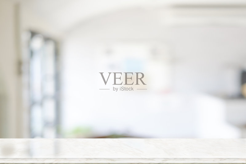 空大理石桌面与模糊的咖啡店内部背景。f正版图片素材