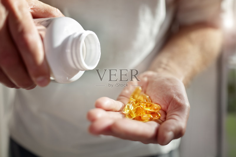 欧米加3鱼油胶囊正版图片素材