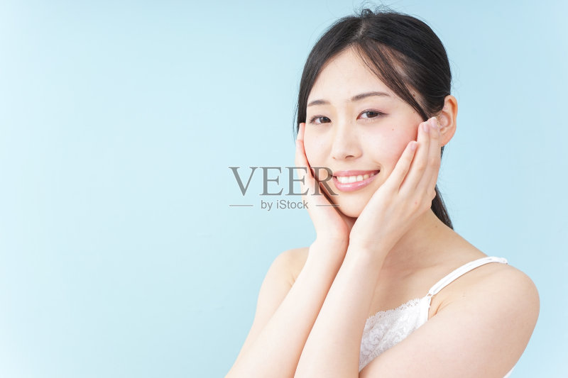 年轻亚洲女性的美丽形象正版图片素材