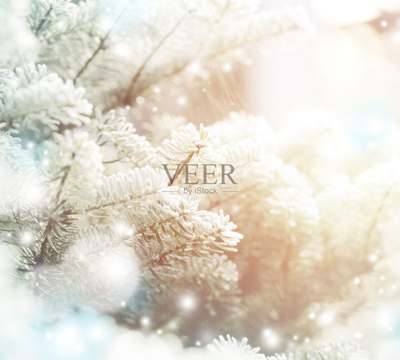 带有散景灯光的圣诞树正版插画素材