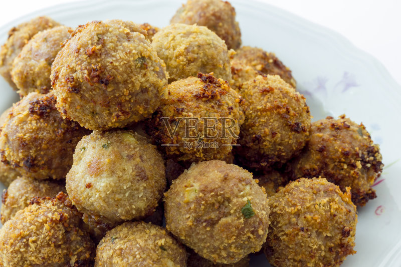 油炸肉丸正版图片素材