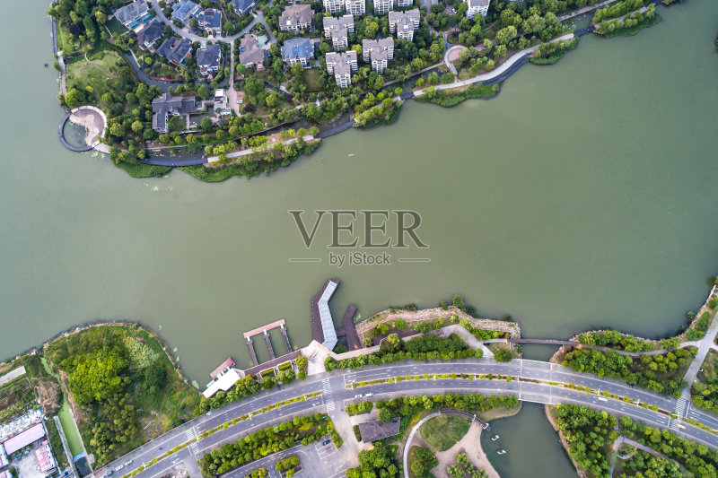 无人机拍摄的冬季马拉松湖大坝,马拉松纳斯,阿提卡,希腊正版图片素材