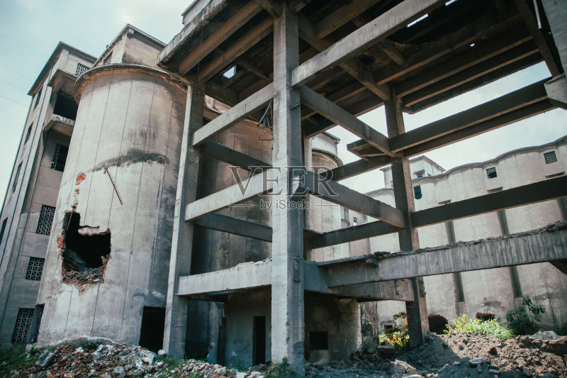 废弃的混凝土工厂正版图片素材