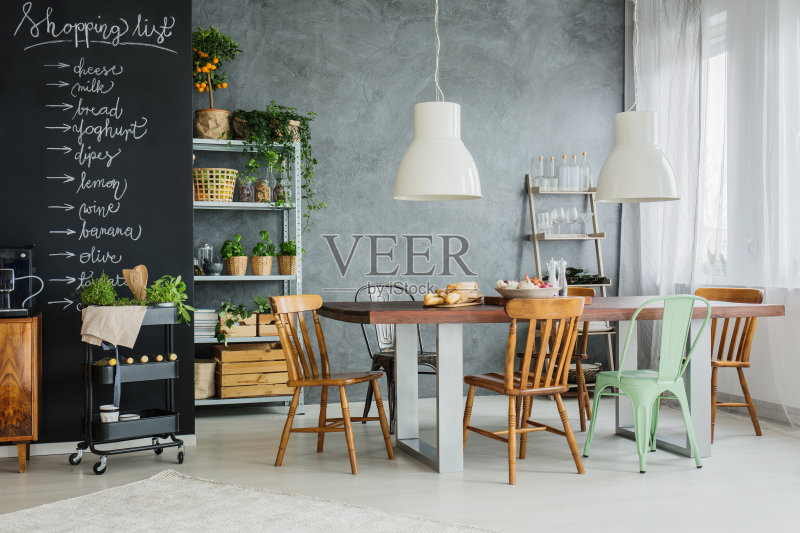 时尚的厨房餐桌正版图片素材