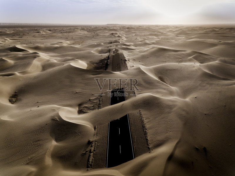 沙漠公路正版图片素材