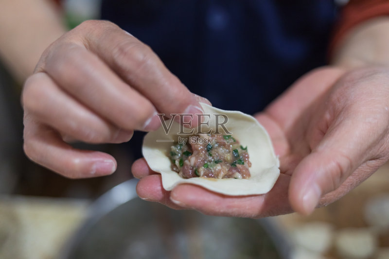 烹饪中国饺子(饺子)正版图片素材