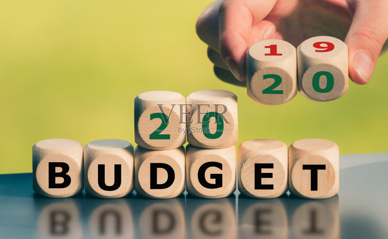 2020年预算符号。正版图片素材