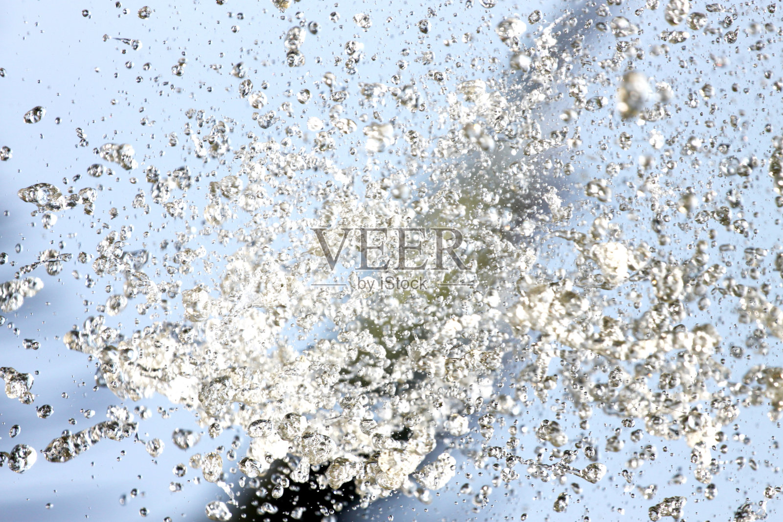 水的扩散是呼气。照片摄影图片