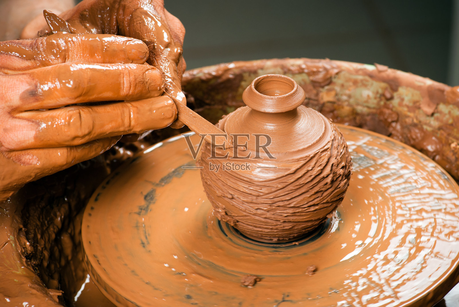 波特在工作照片摄影图片