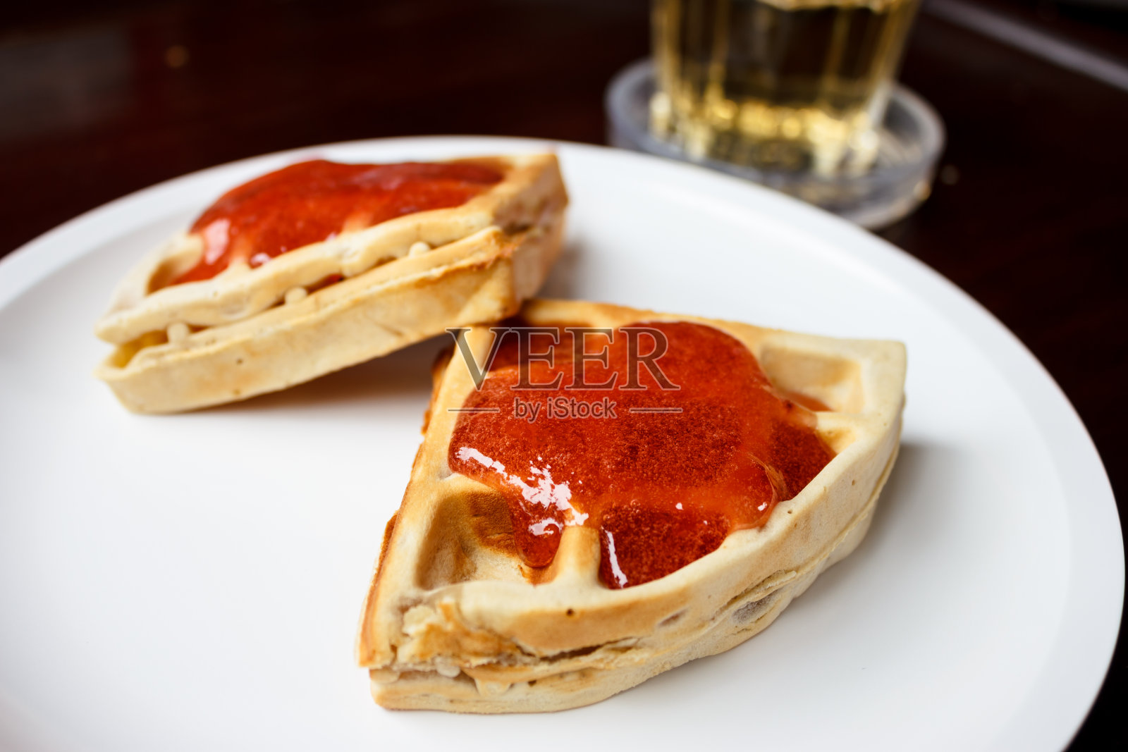 华夫饼干,草莓照片摄影图片