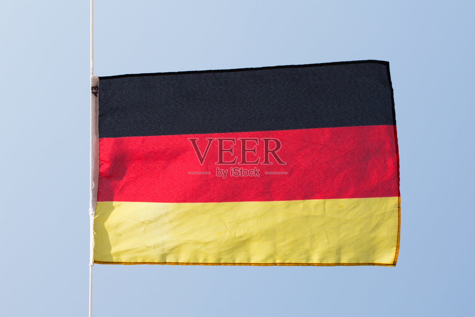 德国国旗迎风飘扬照片摄影图片