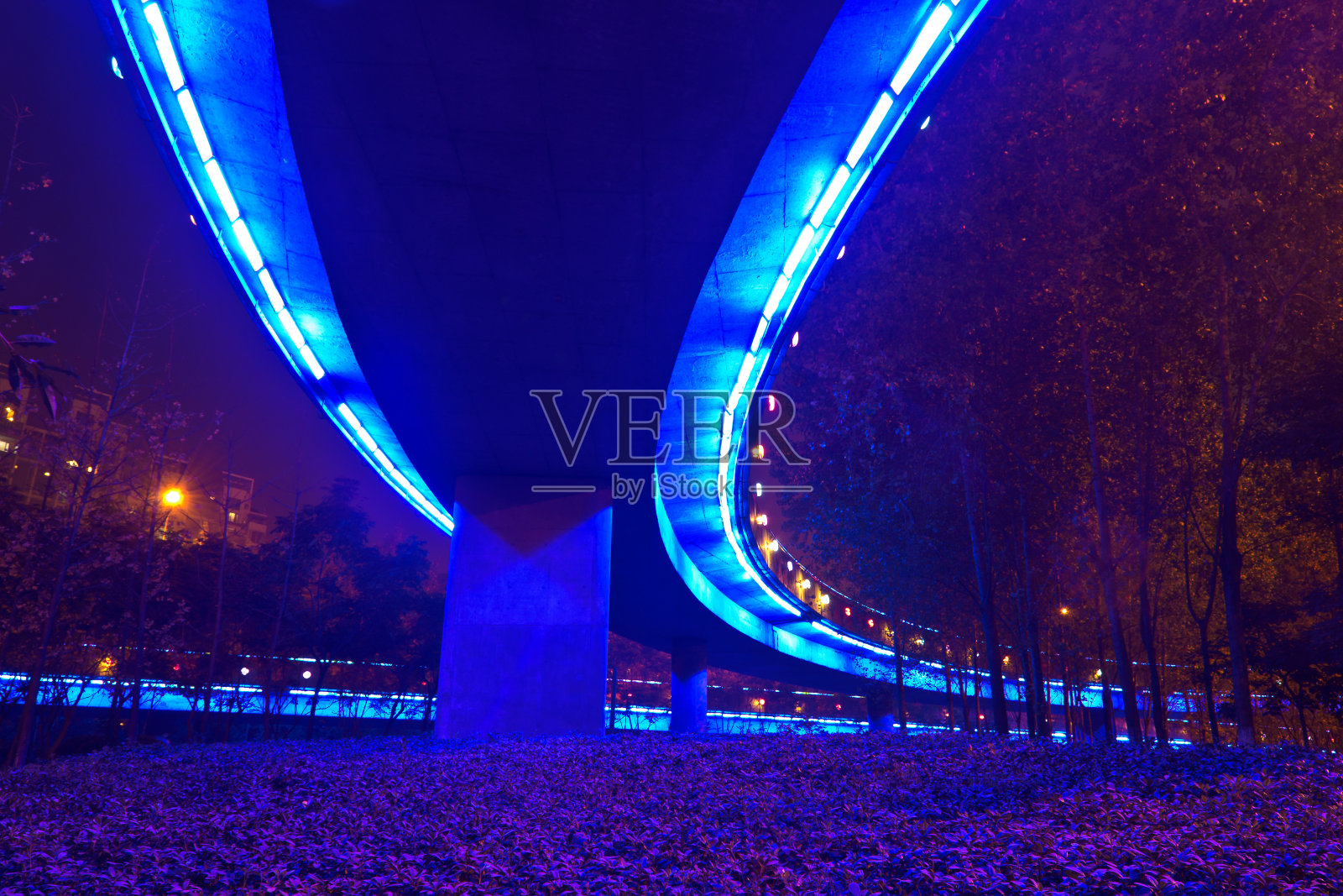 天桥照片摄影图片