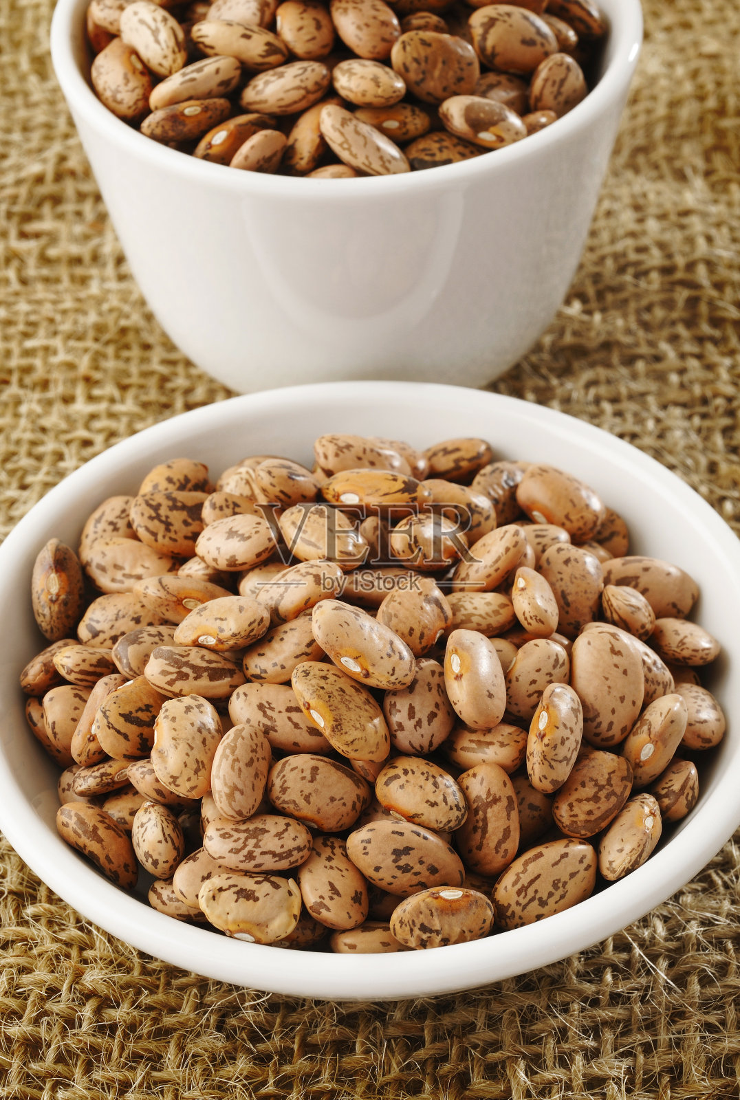 碗上的花斑豆照片摄影图片