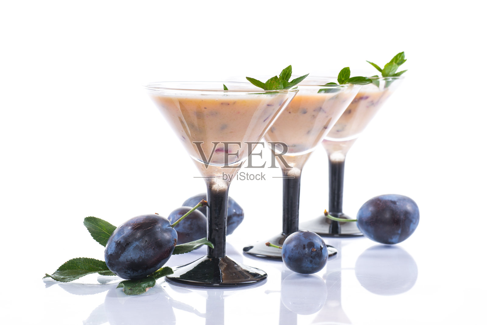 李子奶昔照片摄影图片