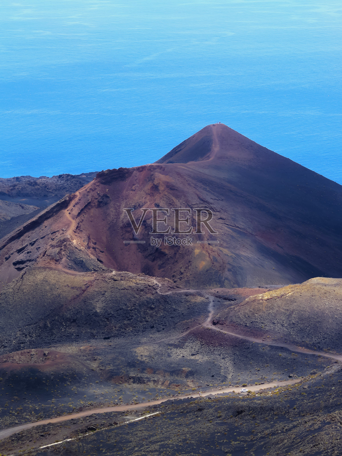 拉帕尔马的特内格亚火山和富恩加连特火山景观照片摄影图片