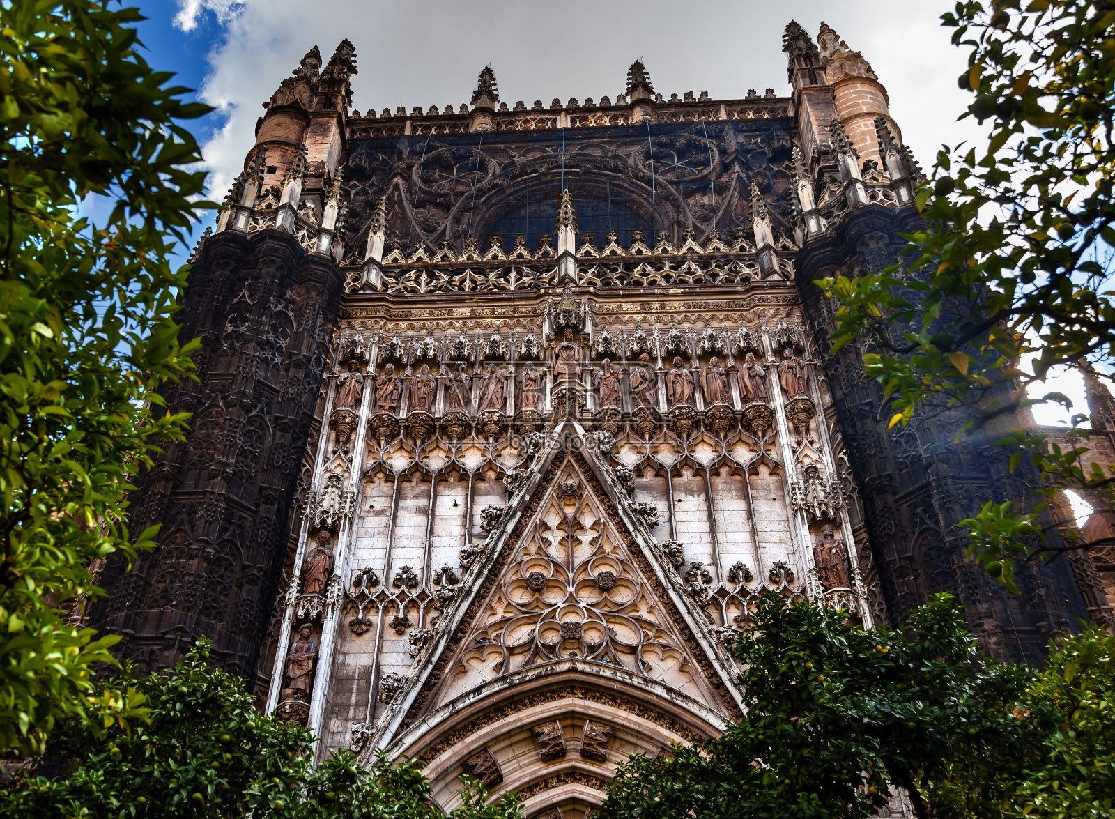 正面基督门徒雕像塞维利亚大教堂西班牙照片摄影图片