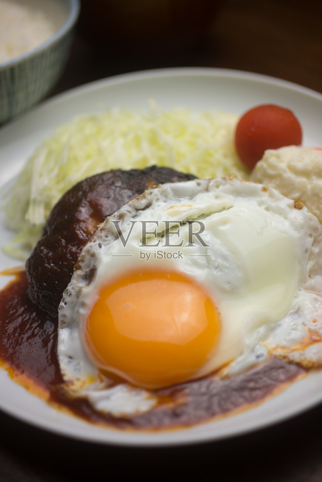 日本美食汉堡照片摄影图片