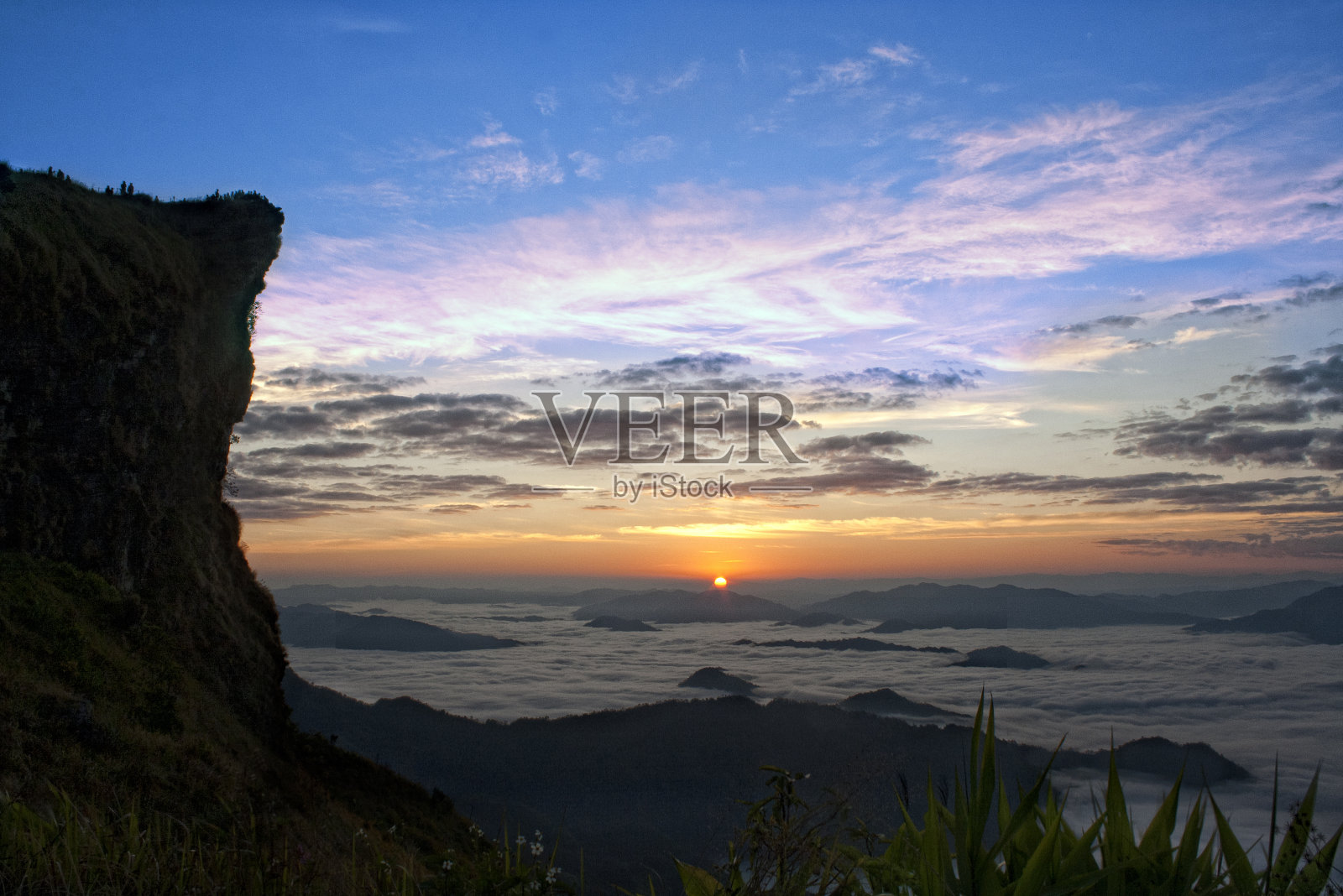 早上山照片摄影图片