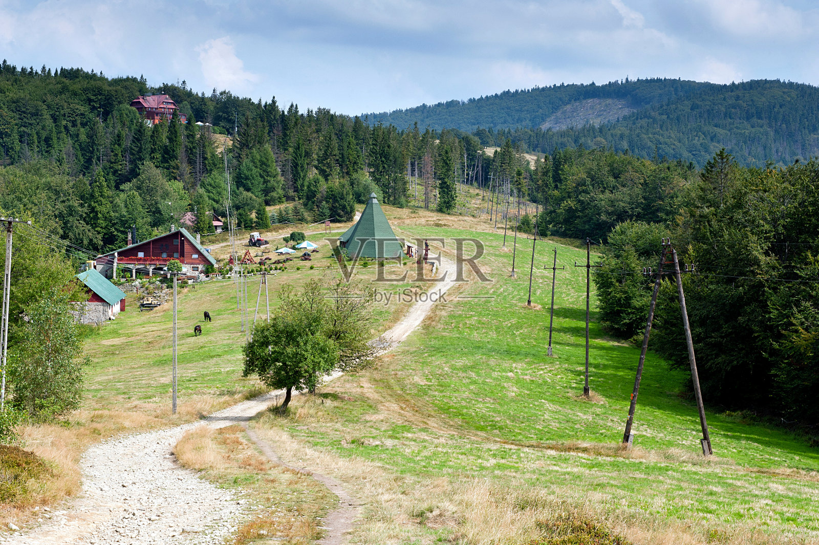 贝斯基迪山照片摄影图片