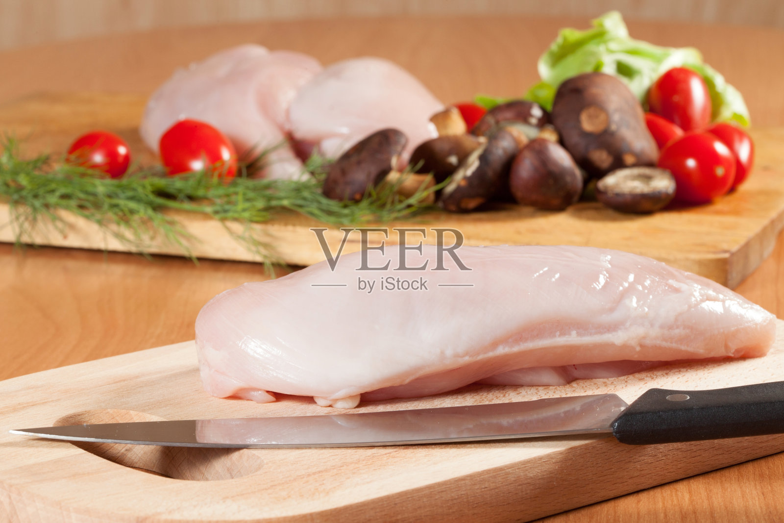 生的鸡胸肉照片摄影图片